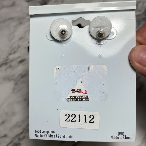 New rhinestone crystal statement dangle special occasion earrings - Picture 3 of 4